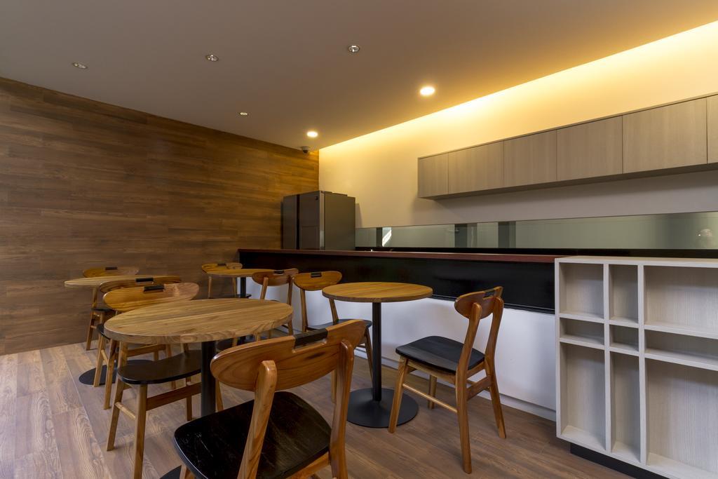 Reddoorz Plus Near Perbanas Jacarta Exterior foto
